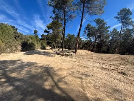 figanieres terrain agricole et forestier plus de 9 hectares