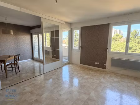 chalon-sur-saone - appartement t3 dans résidence au calme -