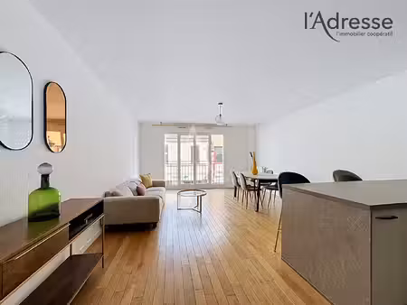 location appartement 3 pièces  70.00m²  puteaux