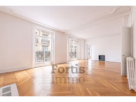 paris 7 - boulevard des invalides ? élégant appartement familial de 154 67 m²