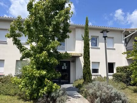 appartement 3 pièces avec terrasse et deux places privatives