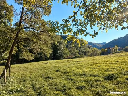 terrain constructible 2500m bien exposé