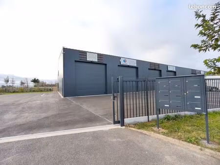 local artisanal 90m2  neuf