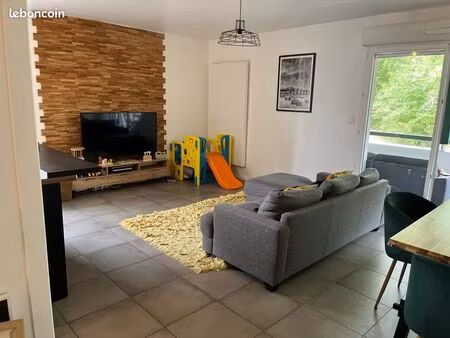 appartement t3 70m2 + terrasse vue forêt sans vis à vis