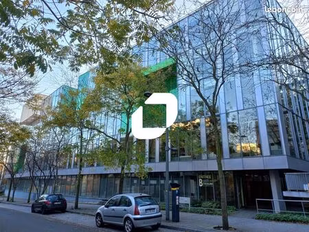 bureaux 4 536 m²