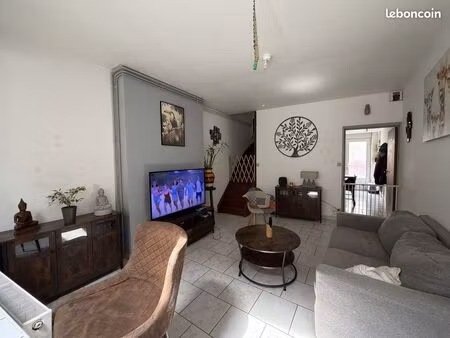 maison 3 pièces 75 m²