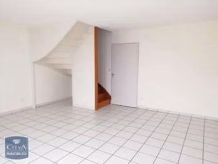 location appartement 3 pièces à ruaudin (72230) : à louer 3 pièces / 68m² ruaudin