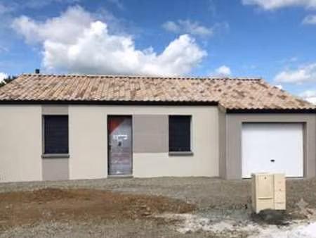 location maison à machecoul-saint-même (44270) : à louer / 71m² machecoul-saint-même
