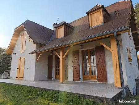 maison moderne 178m² avec terrain a cote de pau et lescar arborée face pyrénées