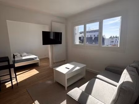 t1 bis rénové de 33 m² à louer – 650 /mois – disponible immédiatement