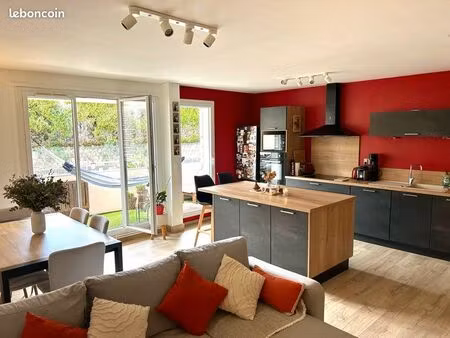 appartement 77 m² rénové – 3 chambres – balcon