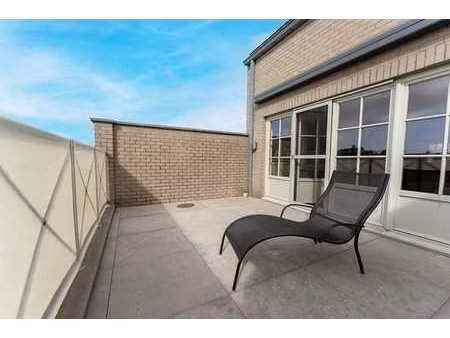 ruim duplex appartement te lissewege