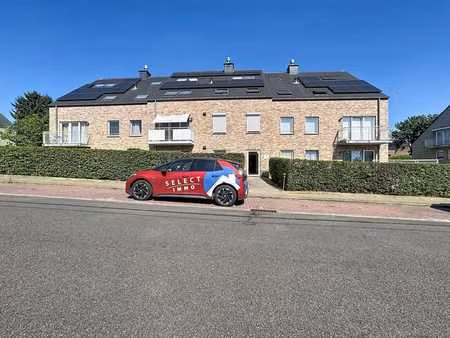 appartement deux chambres avec parking extérieur