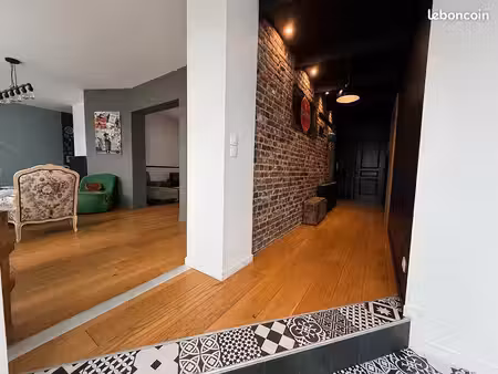 maison 5 pièces 150 m²