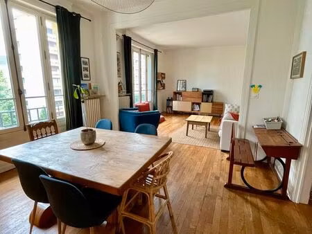 duplex art déco avec terrasse vue sur la cathédrale – chamalières