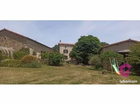 propriété 7 pièces 237 m²