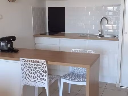 t2 cosy avec terrasse & parking - montpellier