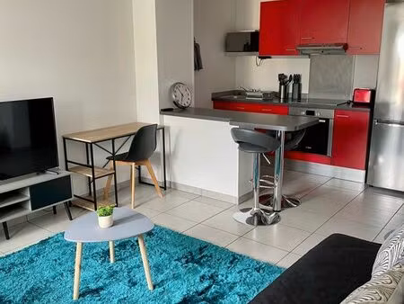 a louer très joli et grand t1 bis meublé 32 m2