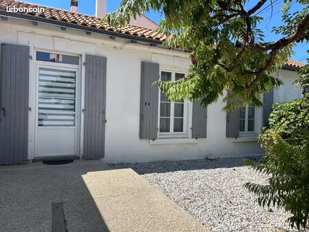 location maison la rochelle