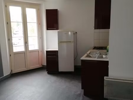 appartement t2  45m2  plein centre
