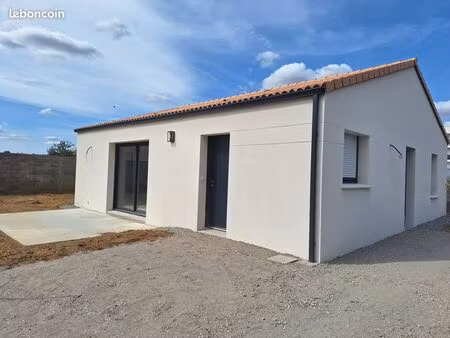location maison t4 84m²