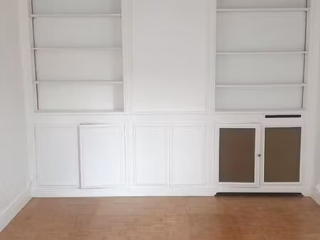 location saint-cloud 92210 52m2 grand 2p idéal couples 1450 cc incluant le chauffage + pla