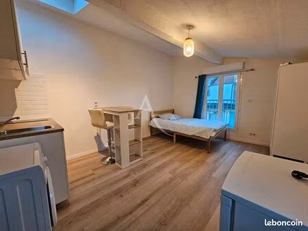 studio 1 pièce 20 m²