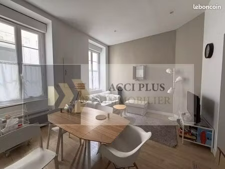 appartement 3 pièces 60 m²