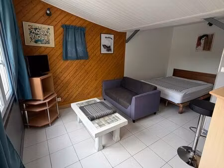 a louer studio meublé 25m2