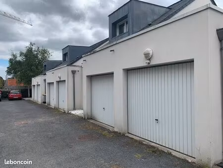 location garage fermé