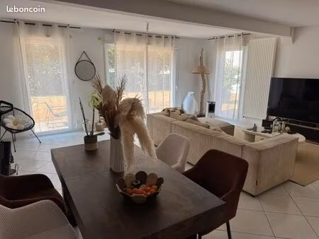 maison de 4 pièces avec jardin à louer à saint-avé