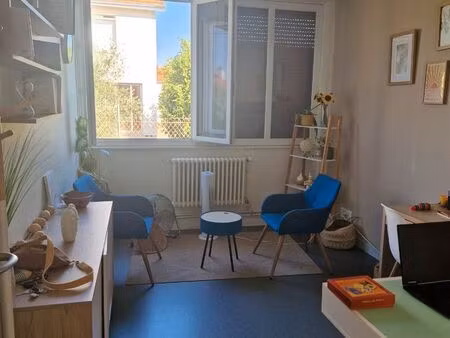 location bureau dans cabinet pluridisciplinaire