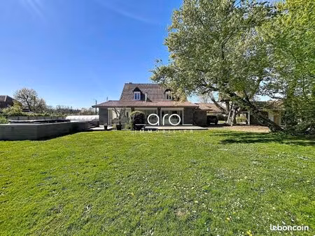 maison 6 pièces 216 m²