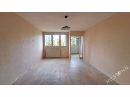 a vendre appartement t3 2 chambres  proximité du centre-ville  résidence sécurisée avec ga