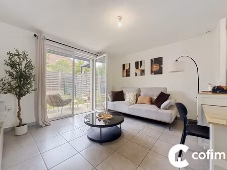 appartement t3 en duplex - jardin - lons