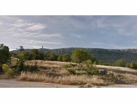le plan-d'aups-sainte-baume – terrain de 922 m² avec permis