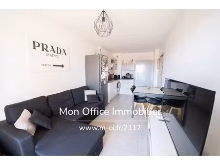 référence : 7117-tle - coudoux - appartement 2 pièces - terrasse - ascenseur - place de pa
