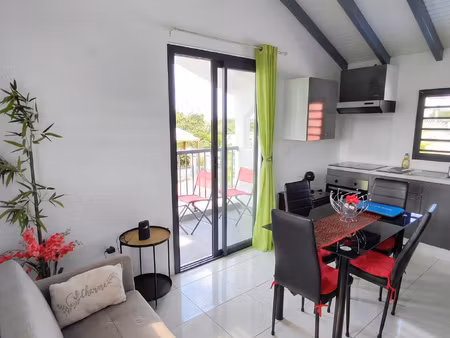appartement t3 meublé - 42m2 - port louis