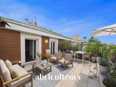 splendide appartement de 128.0 m² dans une résidence récente et sécurisée en vente à ville