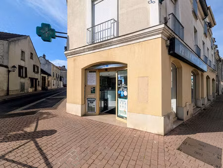local commercial montesson 120 m2