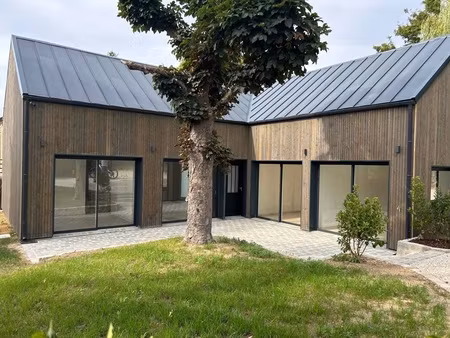 superbe maison en bois à fontaine-le-port