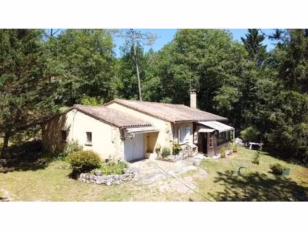 vallée vézère  maison de plain-pied de 110m² environ
