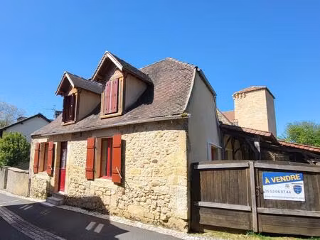 charmante maison ancienne rénovée en 2 appartements