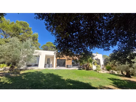 villa 122 m²