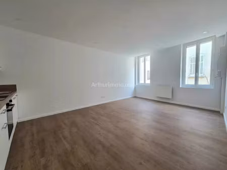 vente appartement 3 pièces 79 m2 à callas