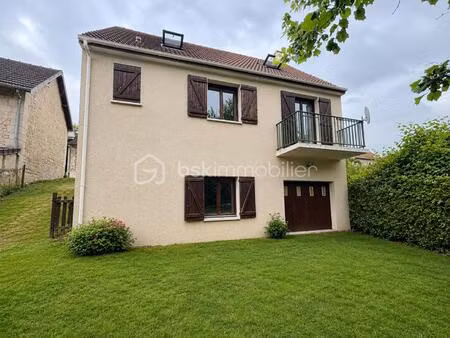 pavillon de 93 m² à crouy