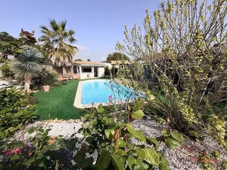 maison de luxe en vente à marseillan  occitanie