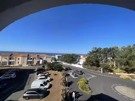 location appartement 2 pièces 23 m² à les sables-d’olonne (85180)