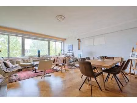 churchill/cavell - appart ± 180 m² avec terrasses et garage.