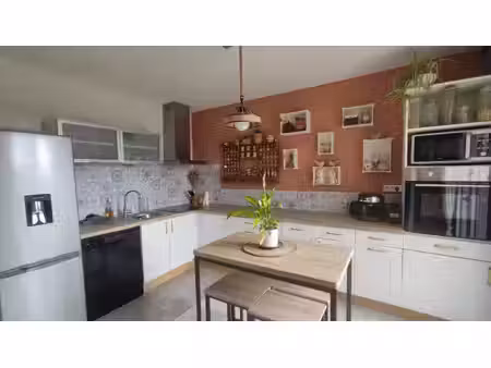 maison 6 pièces - 147 m²